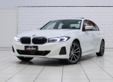 320i